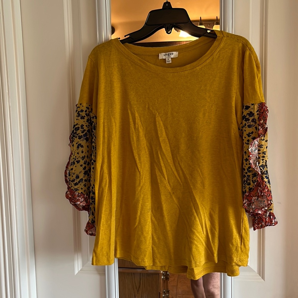 Umgee Mustard Yellow Top with Floral Sleeves